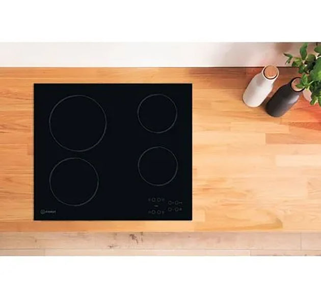Indesit Hob Ceramic 4 Zone Black 58 cm
